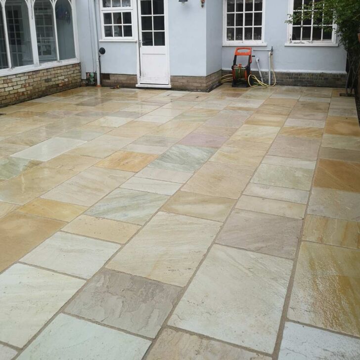 900 x 600 mm Buff Paving Stones - Riven Indian Sandstone Patio Paving ...