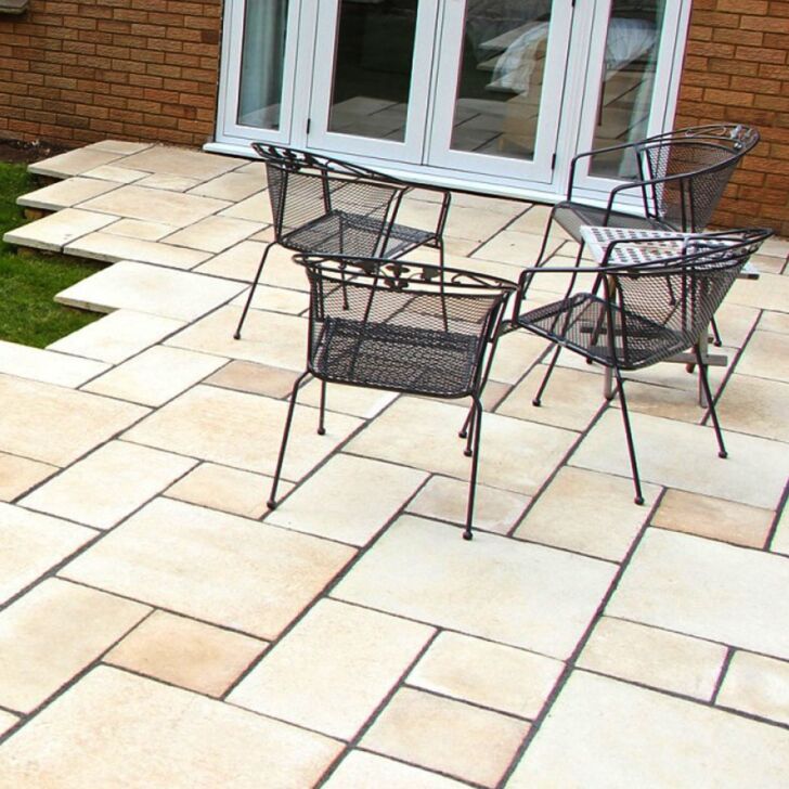 Rectory Cream Flagstones - Weathered Antique Style Concrete Patio ...